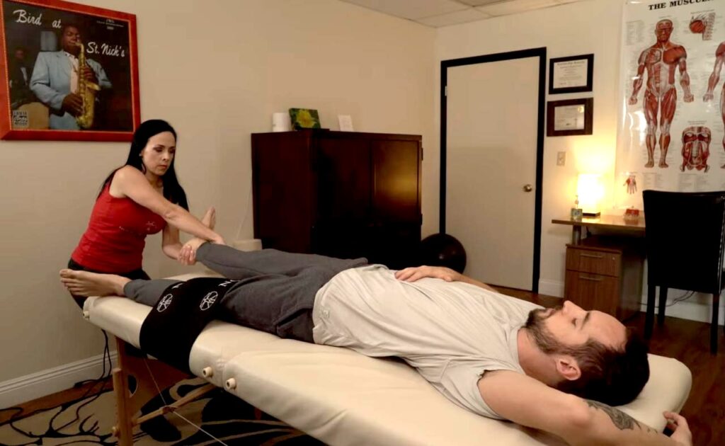 5 Dynamic Fascia Stretches to Energize Your Summer Outdoors in New Orleans - fascial stretch therapy in metairie