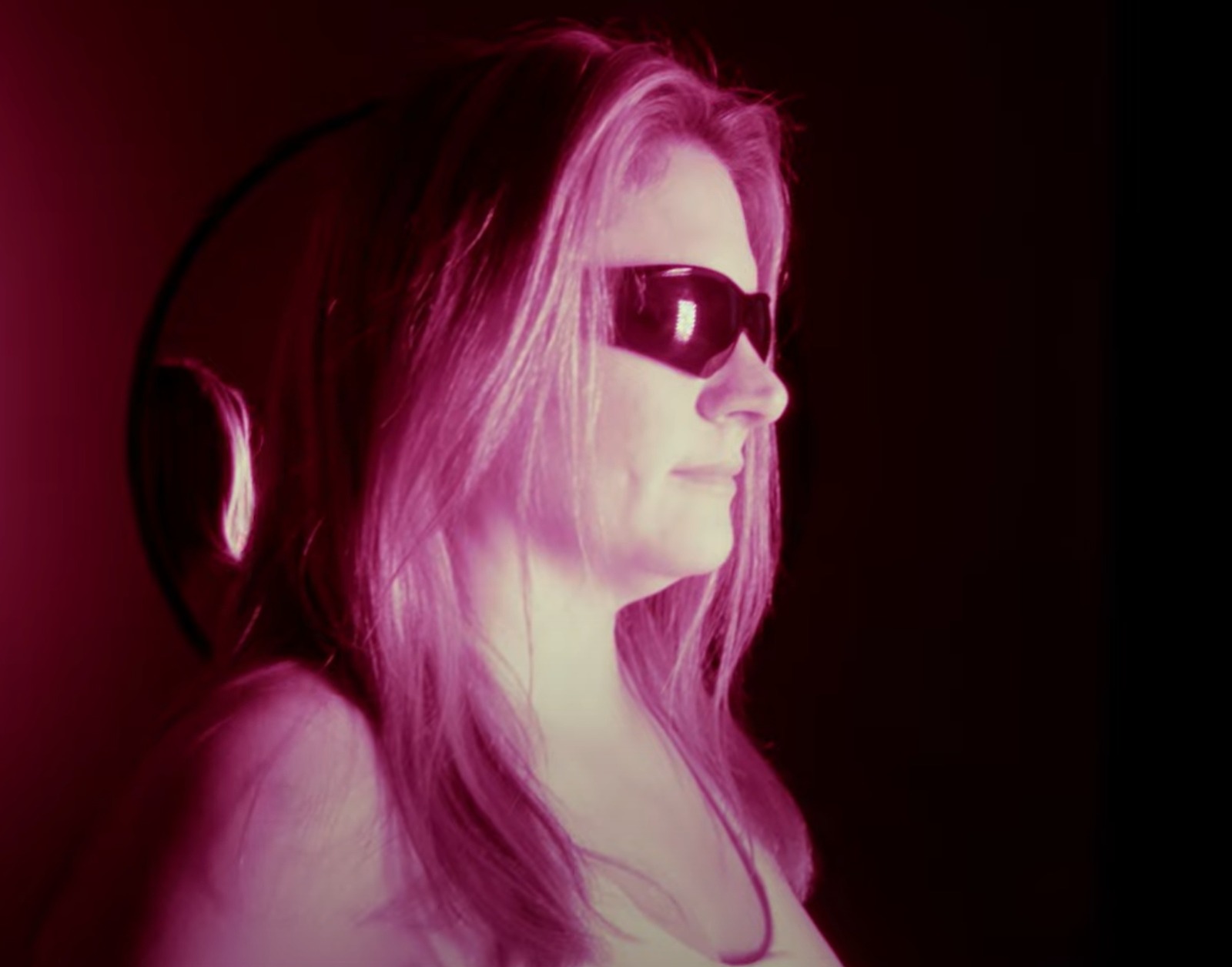 is red light therapy safe - red light therapy in metairie - nola stretch