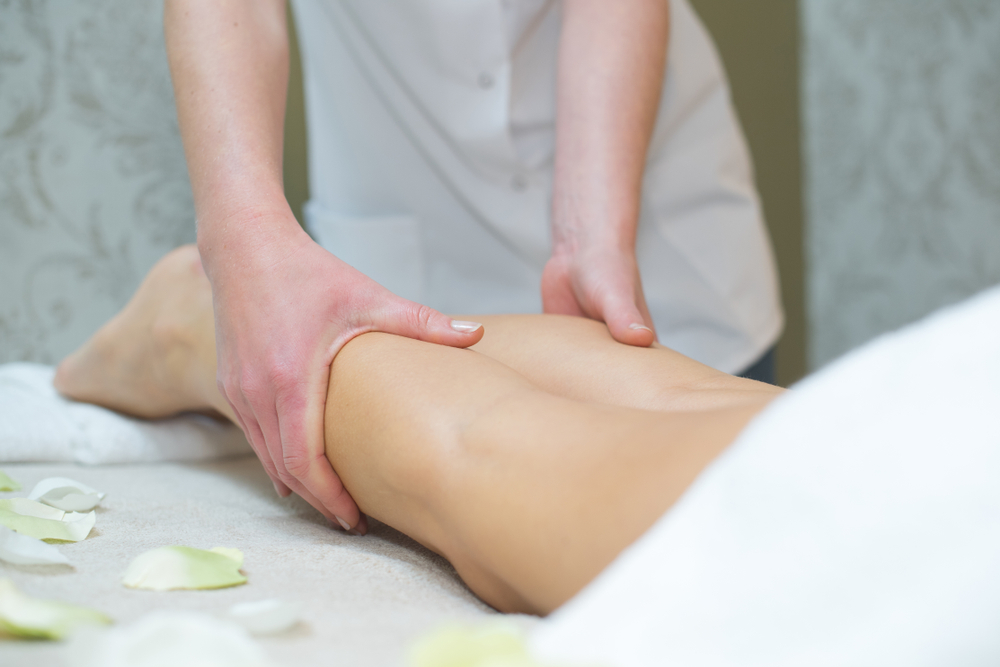 Why Do Plastic Surgeons Recommend Manual Lymphatic Drainage After Cosmetic Surgery - nola stretch and recovery